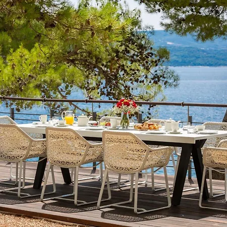 Luxury Beachfront Sea Palace With Pool & Near Omis Lokva Rogoznica